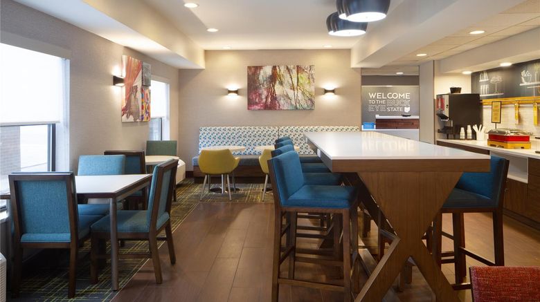 <b>Hampton Inn Youngstown/Boardman Restaurant</b>. Images powered by <a href="https://iceportal.shijigroup.com/" title="IcePortal" target="_blank">IcePortal</a>.