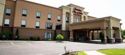 Hampton Inn & Suites Sharon Exterior