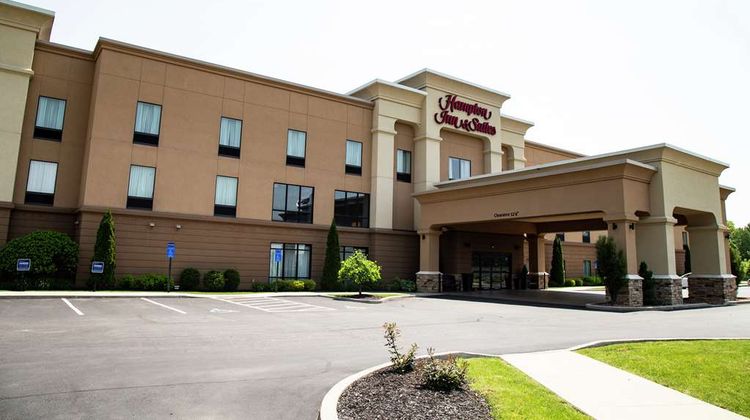 Hampton Inn & Suites Sharon Exterior