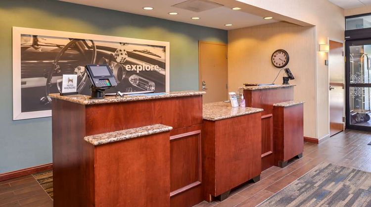 Hampton Inn York Lobby