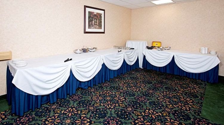 Hampton Inn Ottawa Meeting