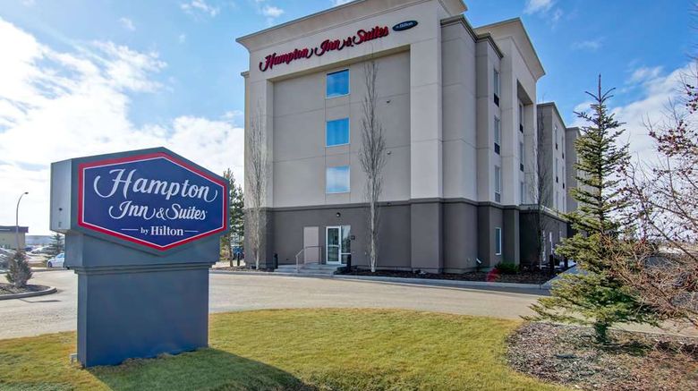 <b>Hampton Inn & Suites by Hilton Red Deer Exterior</b>. Images powered by <a href="https://iceportal.shijigroup.com/" title="IcePortal" target="_blank">IcePortal</a>.