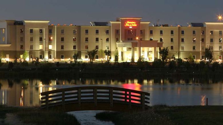 <b>Hampton Inn & Suites by Hilton Red Deer Exterior</b>. Images powered by <a href="https://iceportal.shijigroup.com/" title="IcePortal" target="_blank">IcePortal</a>.