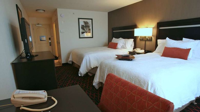 <b>Hampton Inn & Suites by Hilton Red Deer Room</b>. Images powered by <a href="https://iceportal.shijigroup.com/" title="IcePortal" target="_blank">IcePortal</a>.