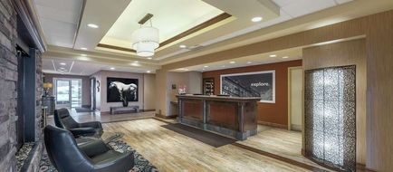 Hampton Inn & Suites Moncton Lobby