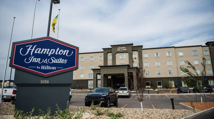 Hampton Inn & Suites, Regina East Gate Exterior