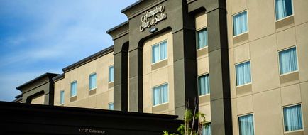 Hampton Inn & Suites, Regina East Gate Exterior