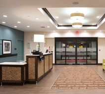 Hampton Inn & Suites, Regina East Gate Lobby