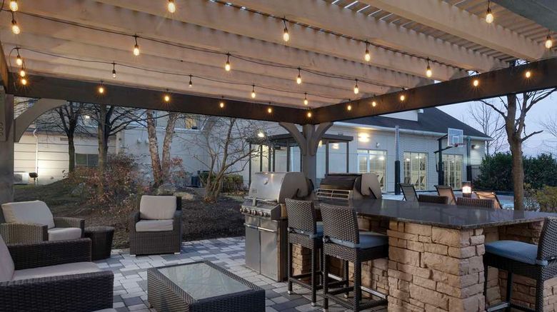 <b>Homewood Suites by Hilton York Restaurant</b>. Images powered by <a href="https://iceportal.shijigroup.com/" title="IcePortal" target="_blank">IcePortal</a>.