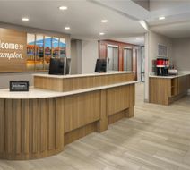 Hampton Inn York Lobby