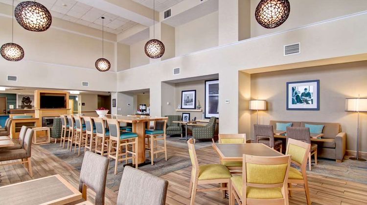 Hampton Inn & Suites Saint John Restaurant