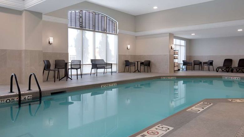 <b>Hampton Inn Toronto/Brampton Pool</b>. Images powered by <a href="https://iceportal.shijigroup.com/" title="IcePortal" target="_blank">IcePortal</a>.