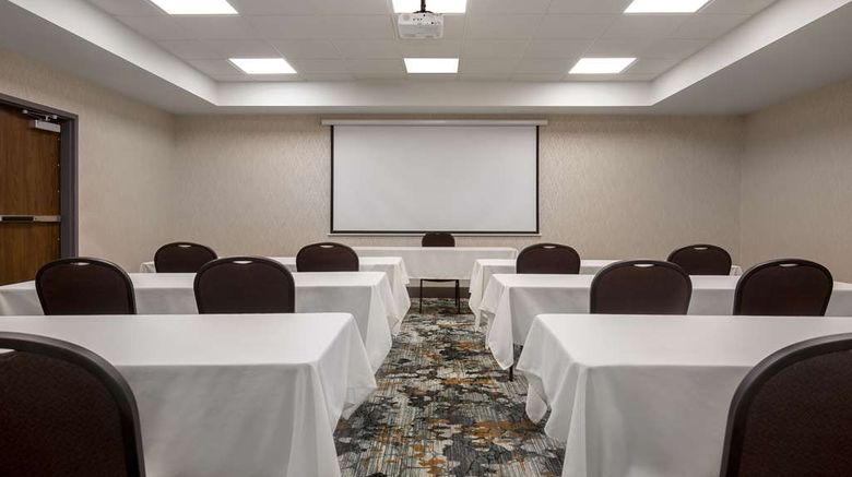 <b>Hampton Inn Toronto/Brampton Meeting</b>. Images powered by <a href="https://iceportal.shijigroup.com/" title="IcePortal" target="_blank">IcePortal</a>.