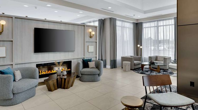 Hilton Garden Inn Toronto/Brampton Lobby
