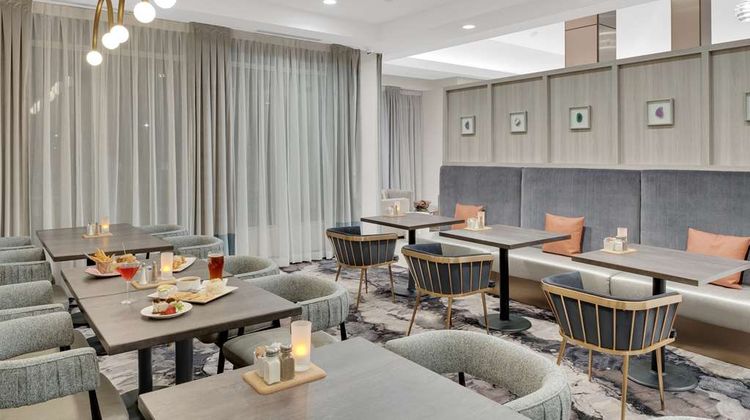 Hilton Garden Inn Toronto/Brampton Restaurant