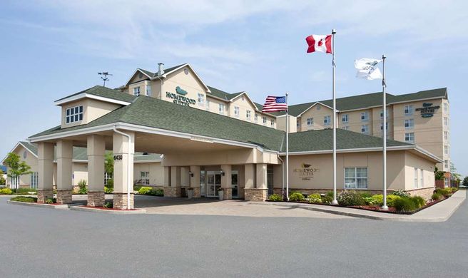 Homewood Suites Mississauga Exterior