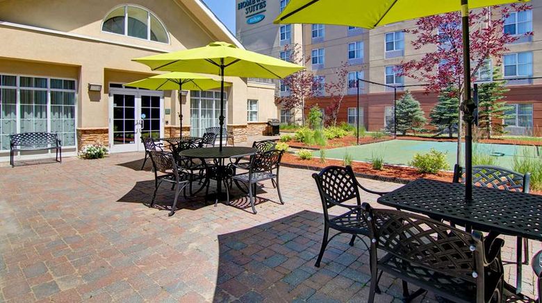 <b>Homewood Suites Mississauga Exterior</b>. Images powered by <a href="https://iceportal.shijigroup.com/" title="IcePortal" target="_blank">IcePortal</a>.