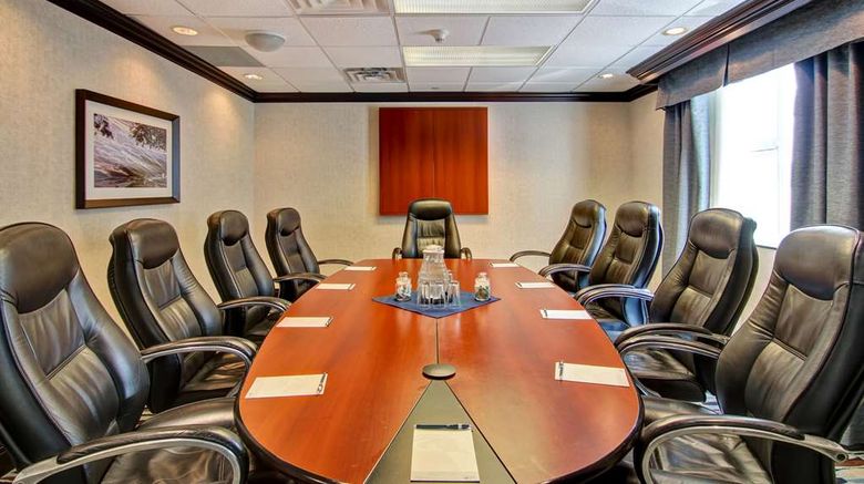 <b>Homewood Suites Mississauga Meeting</b>. Images powered by <a href="https://iceportal.shijigroup.com/" title="IcePortal" target="_blank">IcePortal</a>.