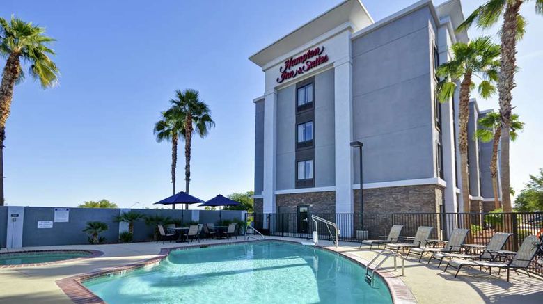 <b>Hampton Inn & Suites Yuma Pool</b>. Images powered by <a href="https://iceportal.shijigroup.com/" title="IcePortal" target="_blank">IcePortal</a>.