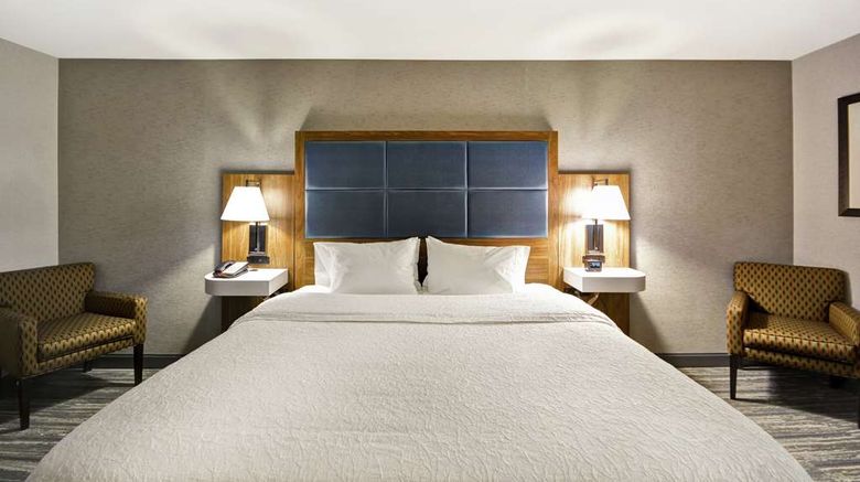 <b>Hampton Inn & Suites Yuma Room</b>. Images powered by <a href="https://iceportal.shijigroup.com/" title="IcePortal" target="_blank">IcePortal</a>.