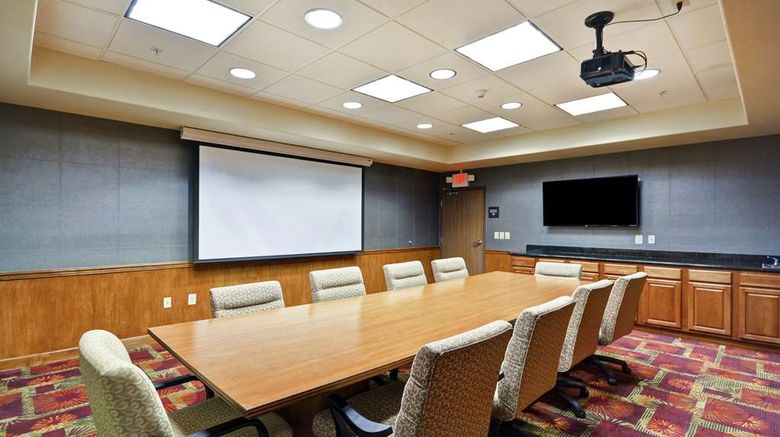 <b>Hampton Inn & Suites Yuma Meeting</b>. Images powered by <a href="https://iceportal.shijigroup.com/" title="IcePortal" target="_blank">IcePortal</a>.