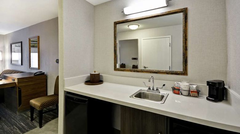 <b>Hampton Inn & Suites Yuma Other</b>. Images powered by <a href="https://iceportal.shijigroup.com/" title="IcePortal" target="_blank">IcePortal</a>.