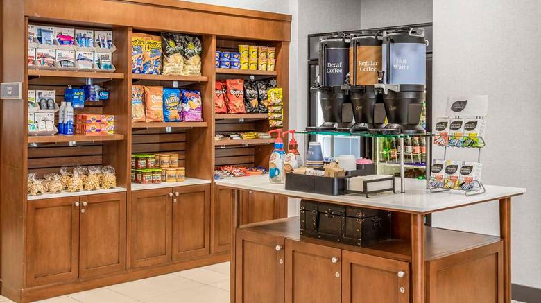 <b>Homewood Suites by Hilton Winnipeg Airpt Restaurant</b>. Images powered by <a href="https://iceportal.shijigroup.com/" title="IcePortal" target="_blank">IcePortal</a>.