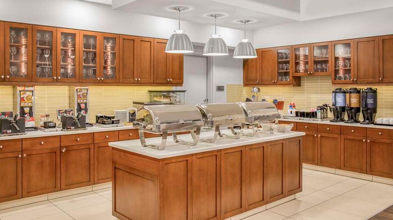 <b>Homewood Suites by Hilton Winnipeg Airpt Restaurant</b>. Images powered by <a href="https://iceportal.shijigroup.com/" title="IcePortal" target="_blank">IcePortal</a>.