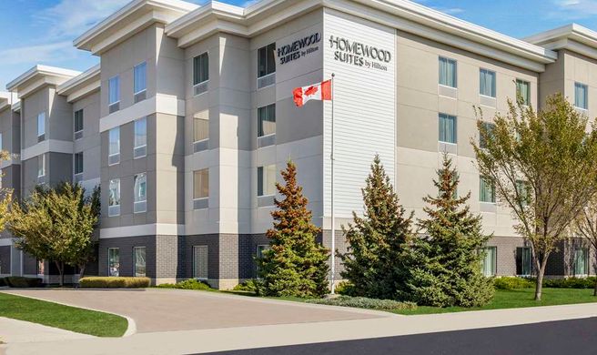 Homewood Suites by Hilton Winnipeg Airpt Exterior