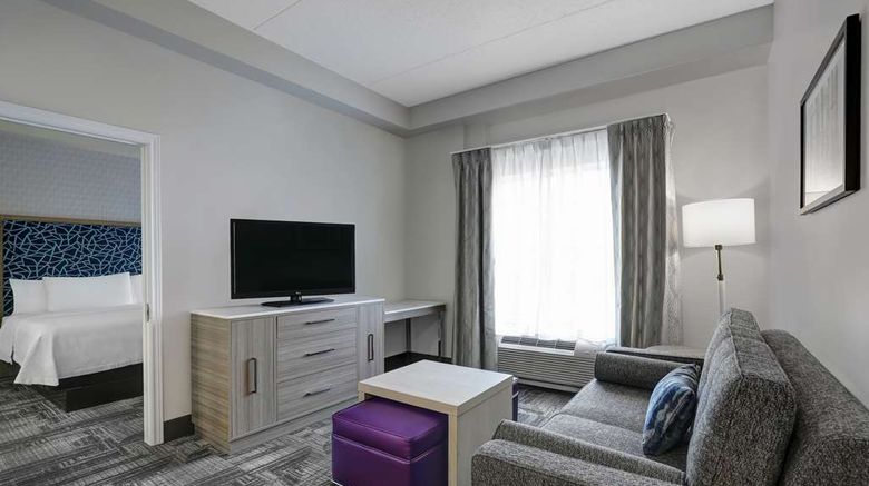 <b>Homewood Suites by Hilton London Ontario Room</b>. Images powered by <a href="https://iceportal.shijigroup.com/" title="IcePortal" target="_blank">IcePortal</a>.