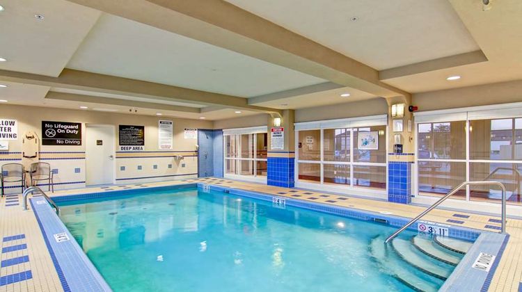Hampton Inn London Pool