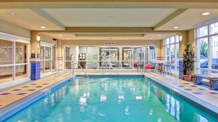 Hampton Inn London Pool