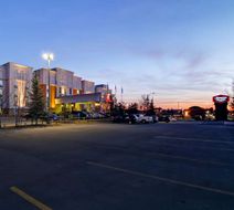 Hampton Inn & Suites Calgary Arpt Exterior
