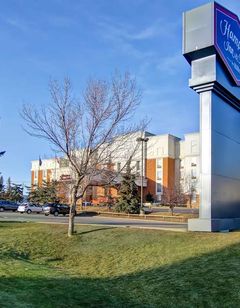 Hampton Inn & Suites Calgary Arpt