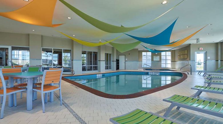<b>Hampton Calgary Airport North Pool</b>. Images powered by <a href="https://iceportal.shijigroup.com/" title="IcePortal" target="_blank">IcePortal</a>.