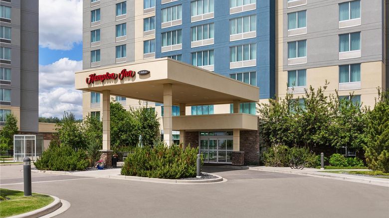 <b>Hampton Calgary Airport North Exterior</b>. Images powered by <a href="https://iceportal.shijigroup.com/" title="IcePortal" target="_blank">IcePortal</a>.