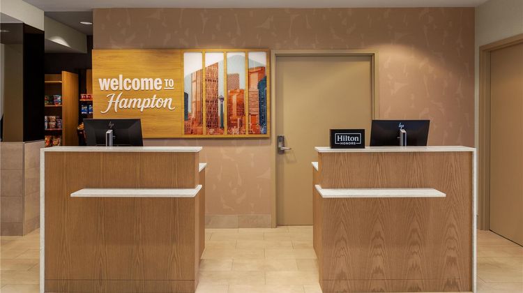 Hampton Calgary Airport North Lobby