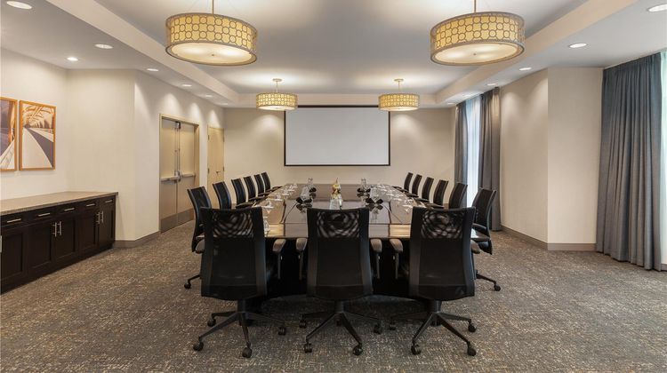 Hampton Calgary Airport North Meeting