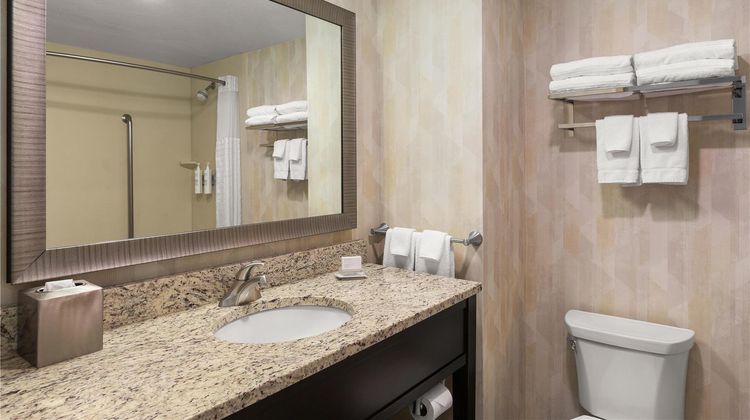 Hampton Calgary Airport North Room