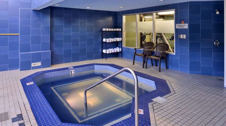 Hampton Inn & Suites by Hilton Calgary Pool