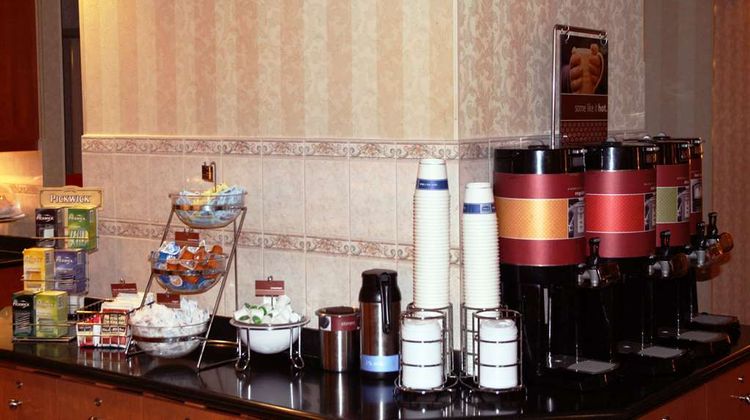 Hampton Inn & Suites by Hilton Calgary Restaurant