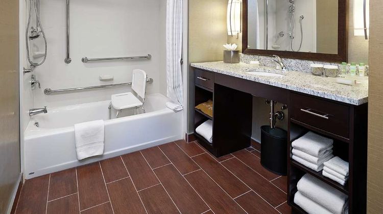 Homewood Suites Calgary Airport Room