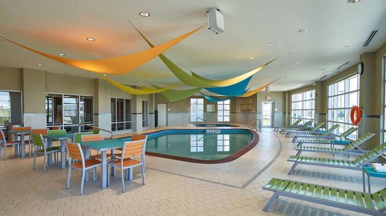 <b>Homewood Suites Calgary Airport Pool</b>. Images powered by <a href="https://iceportal.shijigroup.com/" title="IcePortal" target="_blank">IcePortal</a>.