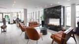 <b>Doubletree by Hilton Hotel Victoria Restaurant</b>. Images powered by <a href="https://iceportal.shijigroup.com/" title="IcePortal" target="_blank">IcePortal</a>.