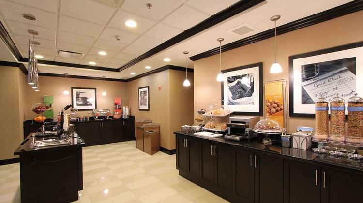 Hampton Inn & Suites St John's Airport Restaurant