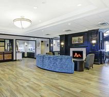 Homewood Suites by Hilton Lobby