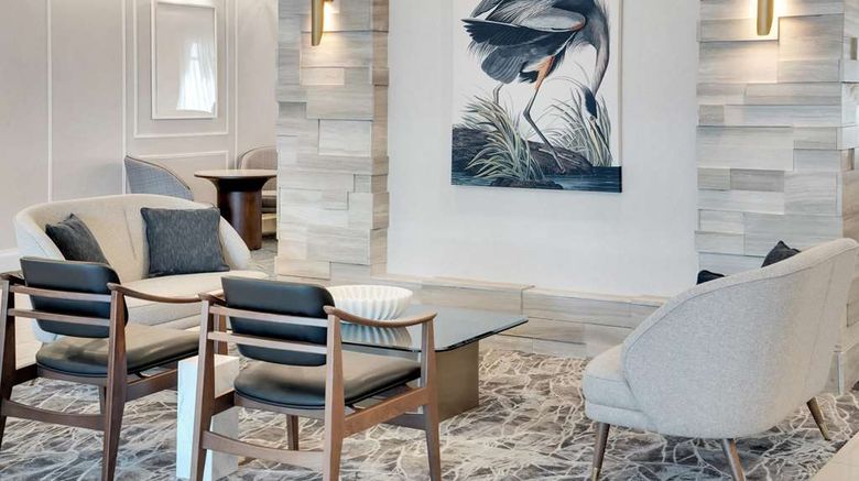 <b>Homewood Suites Markham Lobby</b>. Images powered by <a href="https://iceportal.shijigroup.com/" title="IcePortal" target="_blank">IcePortal</a>.