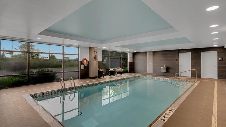 Hampton Inn & Suites by Hilton-Toronto Pool