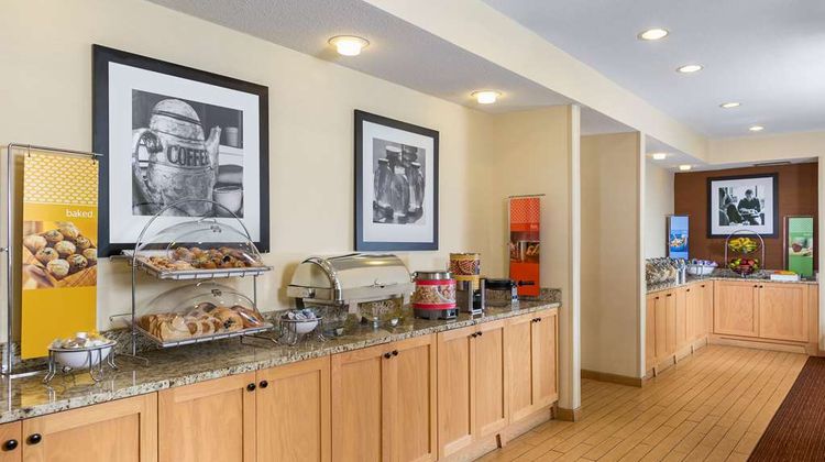 Hampton Inn Zanesville Restaurant