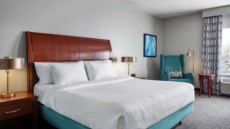 <b>Hilton Garden Inn Allentown West Room</b>. Images powered by <a href="https://iceportal.shijigroup.com/" title="IcePortal" target="_blank">IcePortal</a>.
